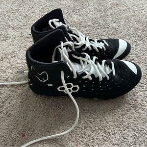 Adult Black and White wrestling shoes